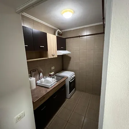 Garsoniera 2 Langa Spitalul Fundeni * ブカレスト